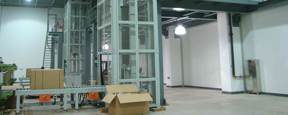 yh英皇×某知名锂电品牌 提升机现场案例图.jpg